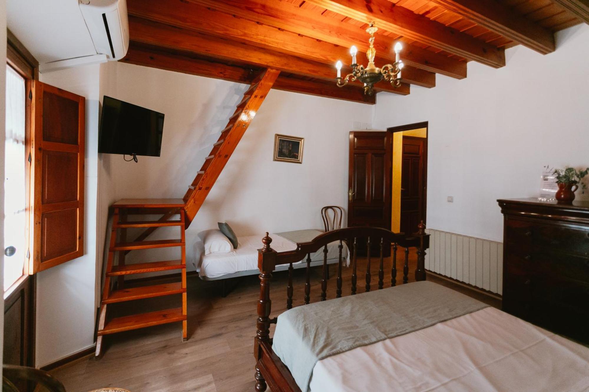 Komodo Casa Maravillas Rooms Sevilla Exterior foto